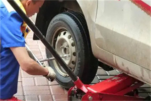 河源附近拖车24小时服务热线电话